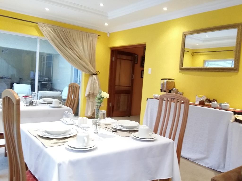Alicia'S B&B Roodepoort Exterior foto