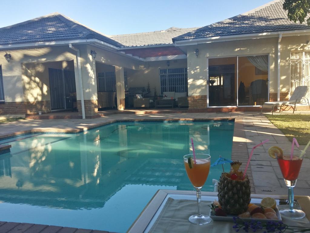 Alicia'S B&B Roodepoort Exterior foto
